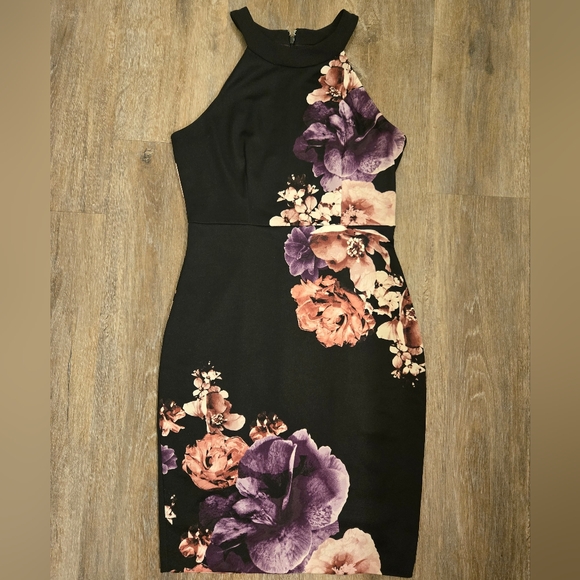 Le Chateau Halter Floral Bodycon Dress Size Small - Picture 2 of 8